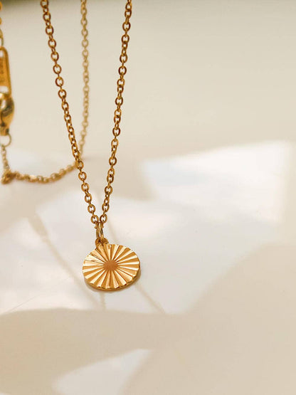 Miraz 18k Gold Non-Tarnish Round Sun Gaze Necklace