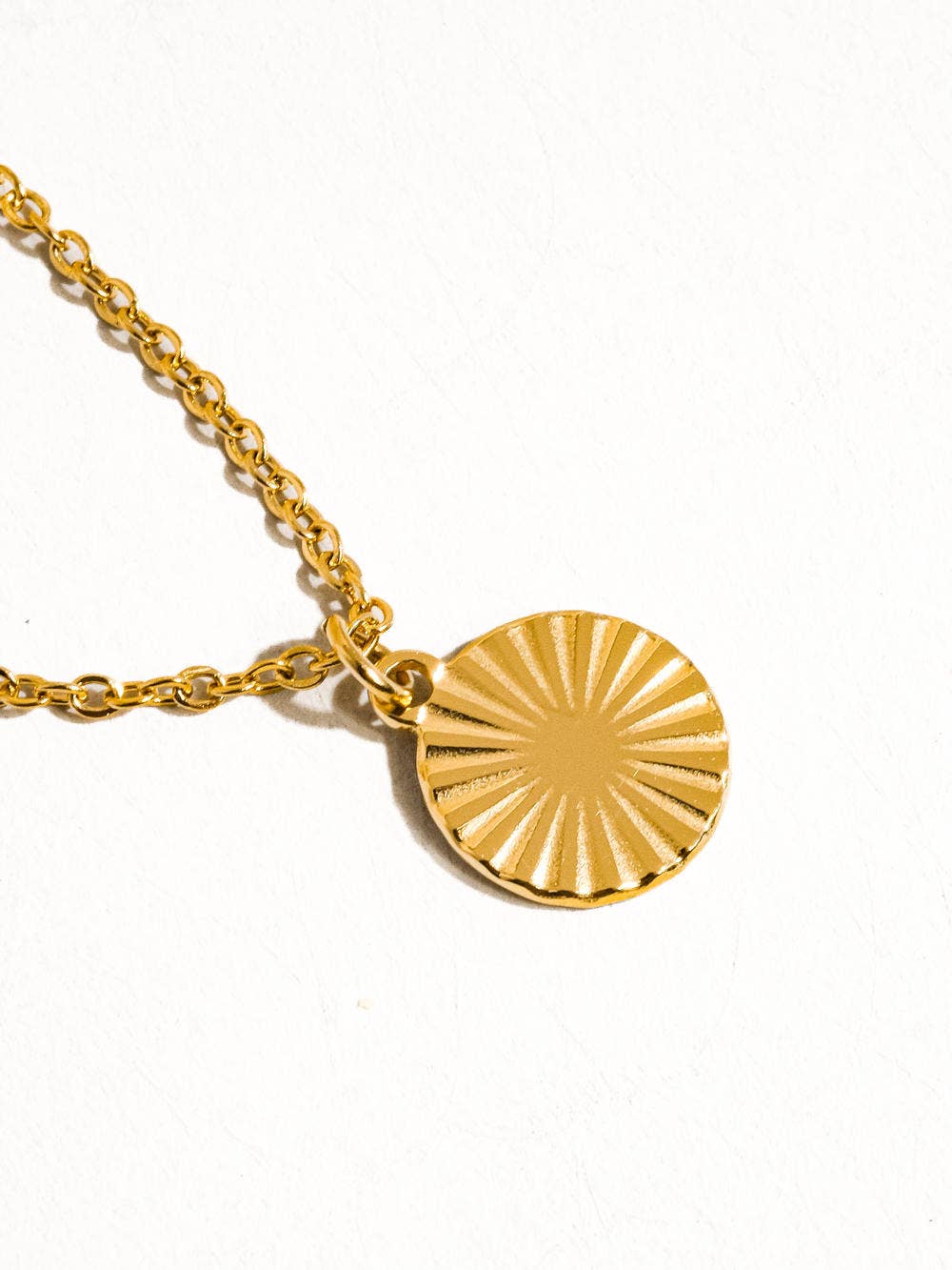 Miraz 18k Gold Non-Tarnish Round Sun Gaze Necklace