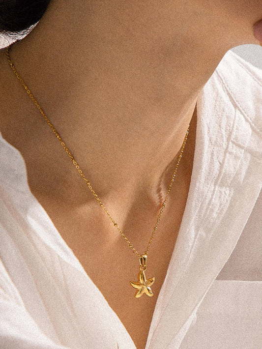 Astraia 18K Gold Non-Tarnish Star Necklace