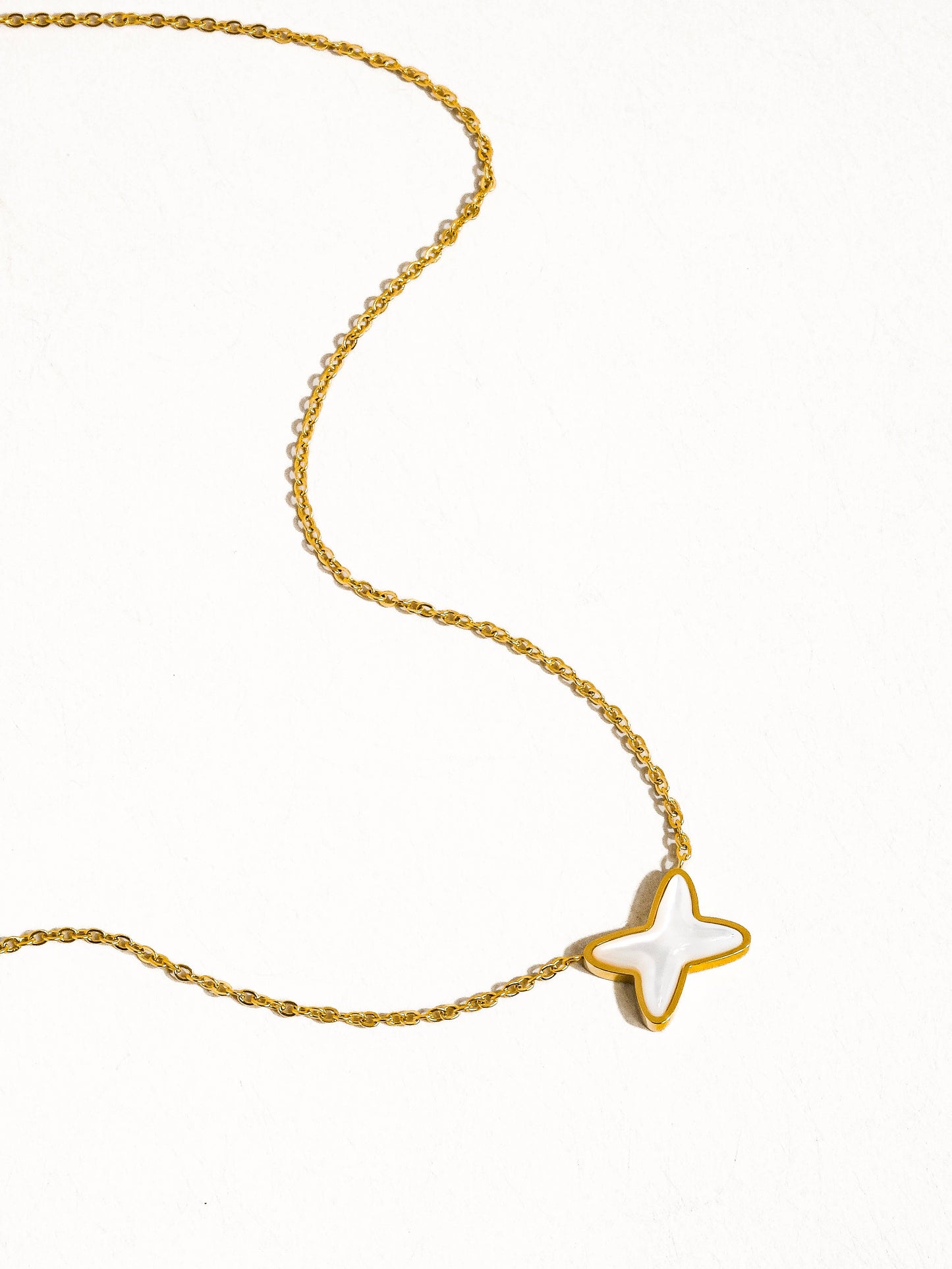 Robyn 18K Gold Non-Tarnish Petite X Shell Necklace