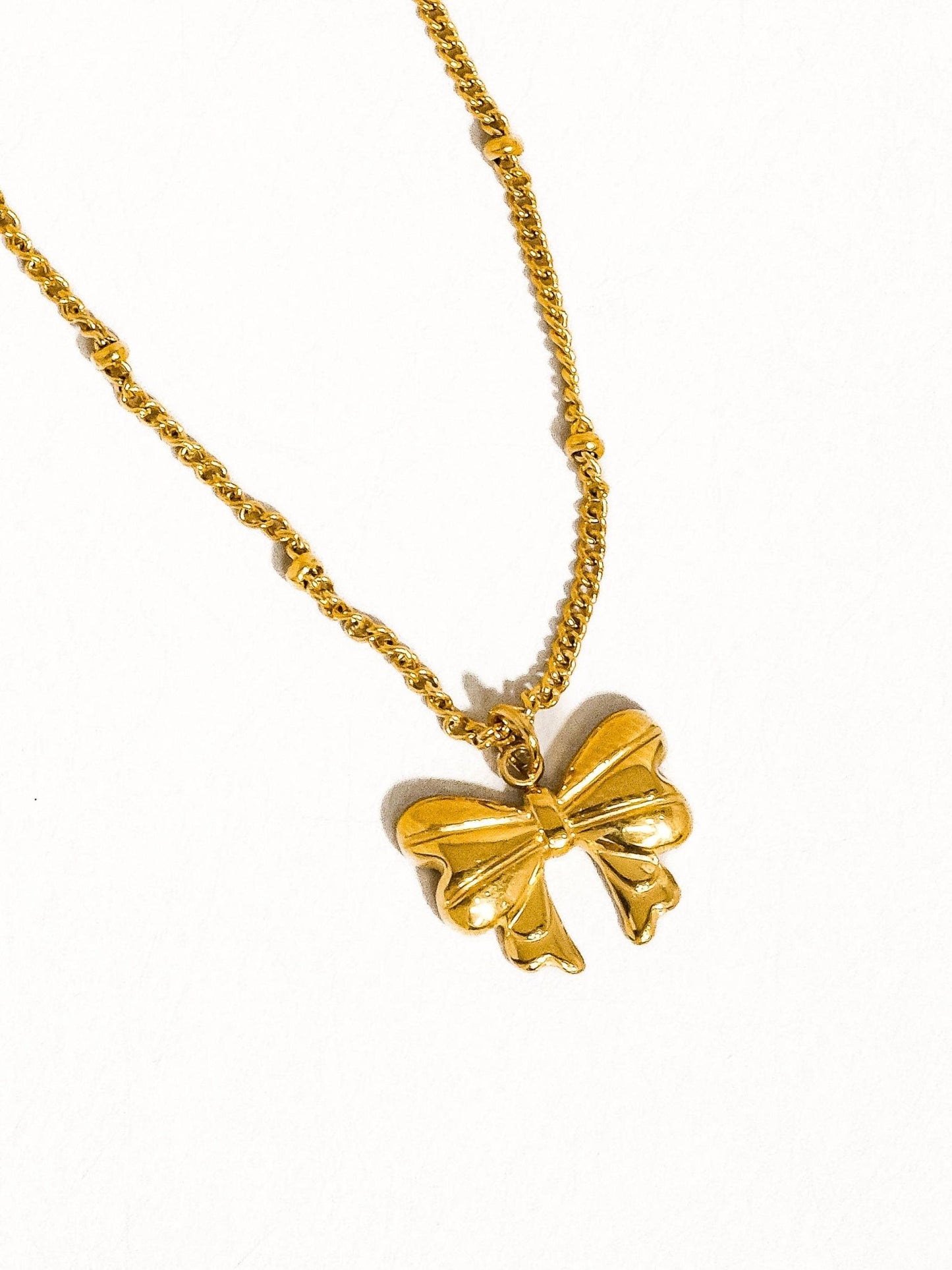 Alannah 18K Gold Non - Tarnish Bow Necklace - Basic Bee