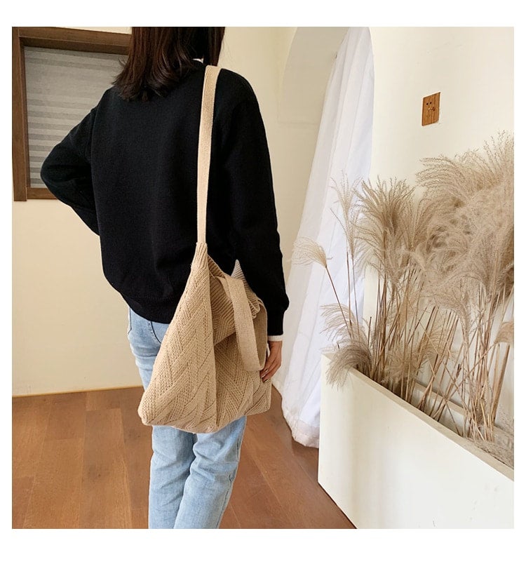 Cable Knit Tote - Basic Bee